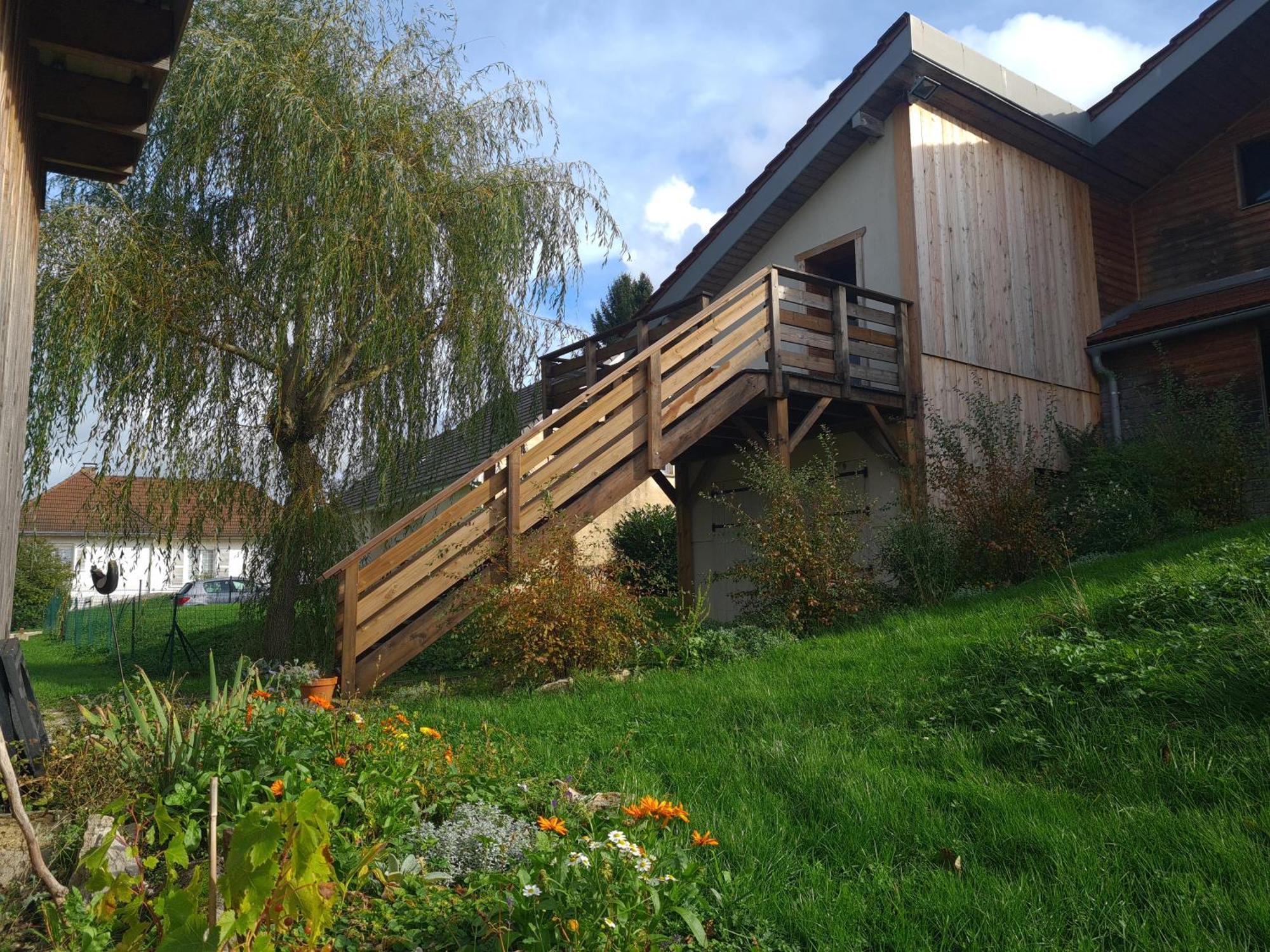Apartamento Sous Le Saule Nods Exterior foto